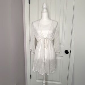 NWT Blue Island White Swimsuit Cover Up with V-Neckline & Adjustable Tie
